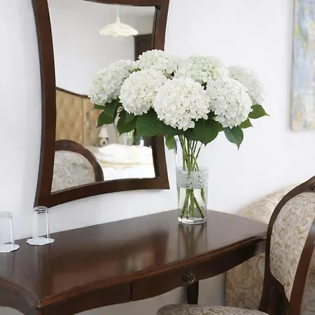 Apartman Luxury In Sunny With Pool, 5 Mins Walk To Napospart