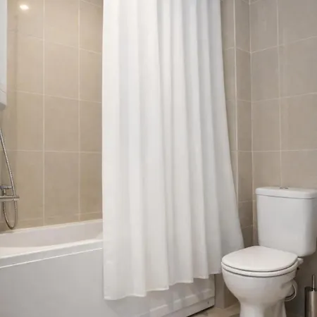 Luxury In Sunny With Pool, 5 Mins Walk To Napospart